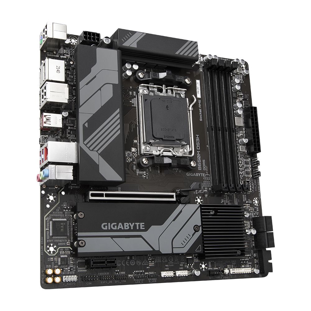 Материнская плата Gigabyte B650M DS3H, Socket AM5, AMD B650, 4xDDR5-5200, HDMI+DP+DP, 1xPCI-Ex16, 1xPCI-Ex1, 4xSATA3(RAID 0/1/10), 2xM.2, 8 Ch Audio, 2.5GLan, (4+4)xUSB2.0, (3+2)xUSB3.2, (1+1)xUSB3.2 Type-C™, 1xPS/2, mATX, RTL {8} (849825)