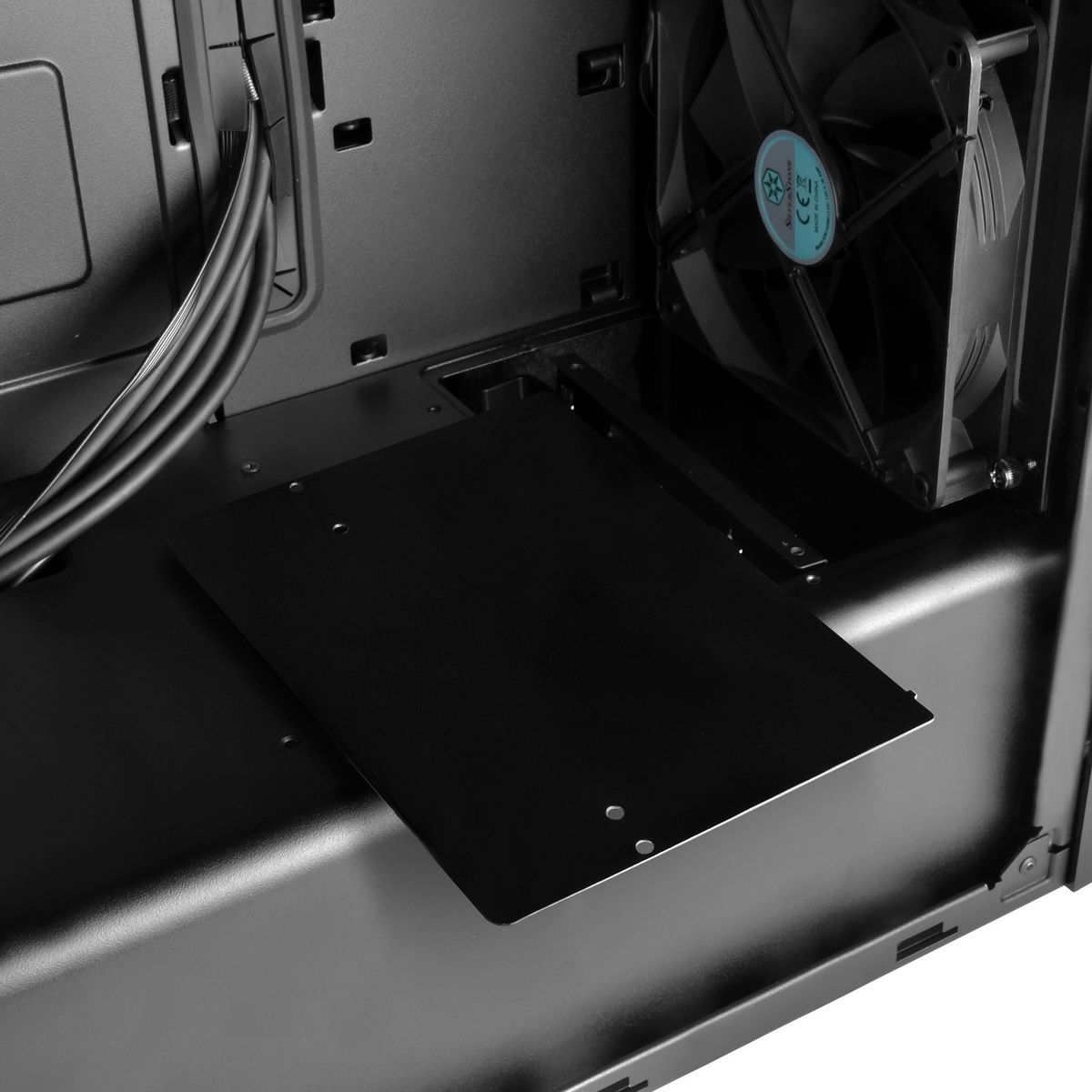 Корпус Silverstone G410KL07BE00020, ATX ( up to 12" x11") , Micro ATX Plastic front panel, steel body, SST-KL07B-E