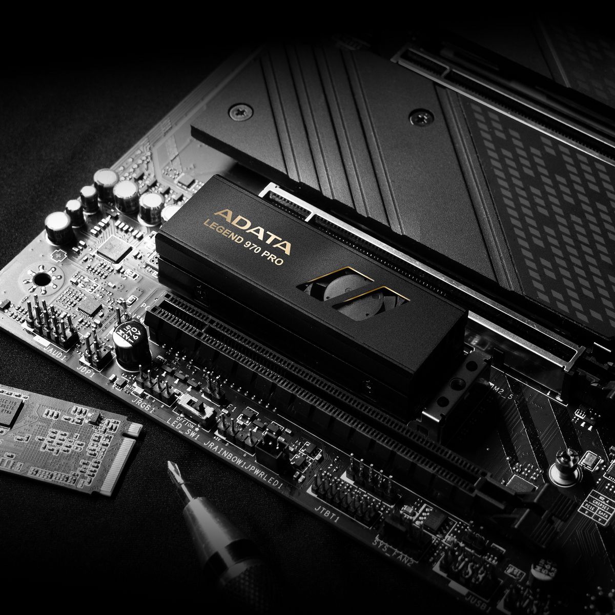 Твердотельный накопитель SSD ADATA LEGEND 970 PRO 1TB M.2